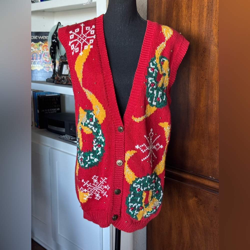 Arlando Vintage Red Vest‎